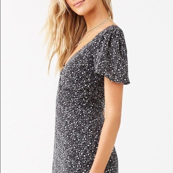 Floral Ruched Mini Dress - Picture 3 of 4